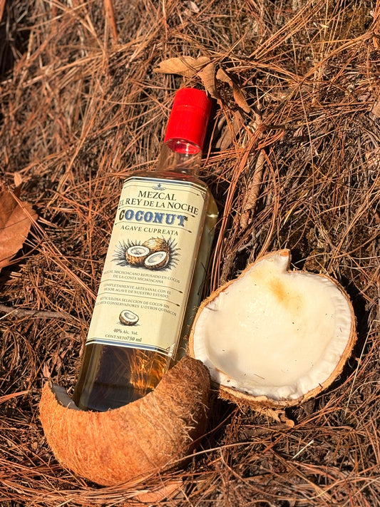 Mezcal Cupreata Abocado en Coco